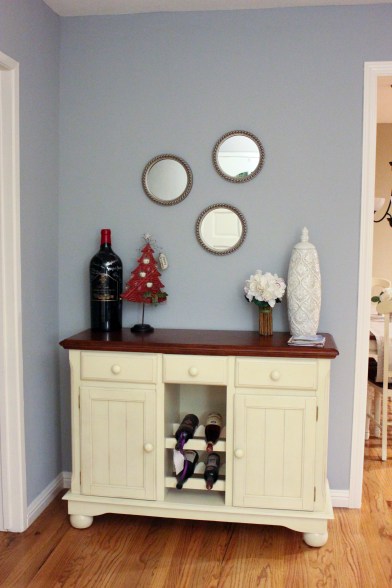 I love our little Christmas tree that we found at the Christmas tree lot where my parents get their tree